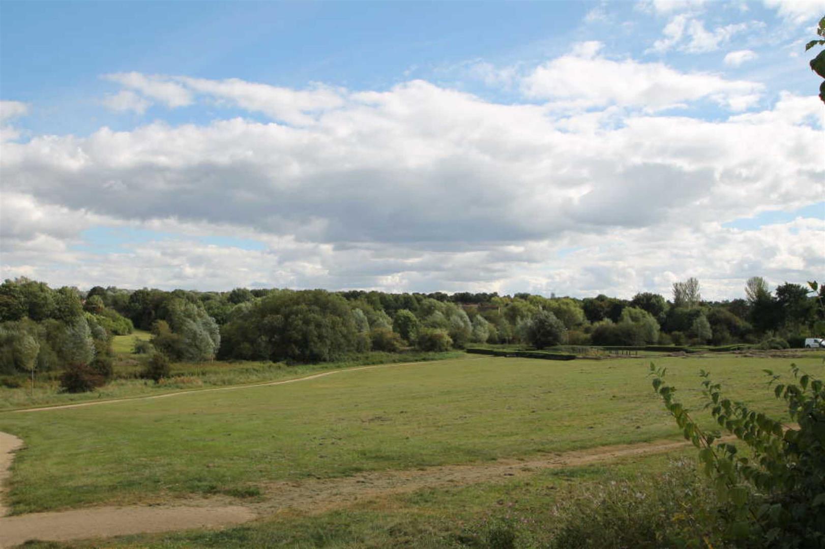 Blackwood Crescent, Blue Bridge, Milton Keynes